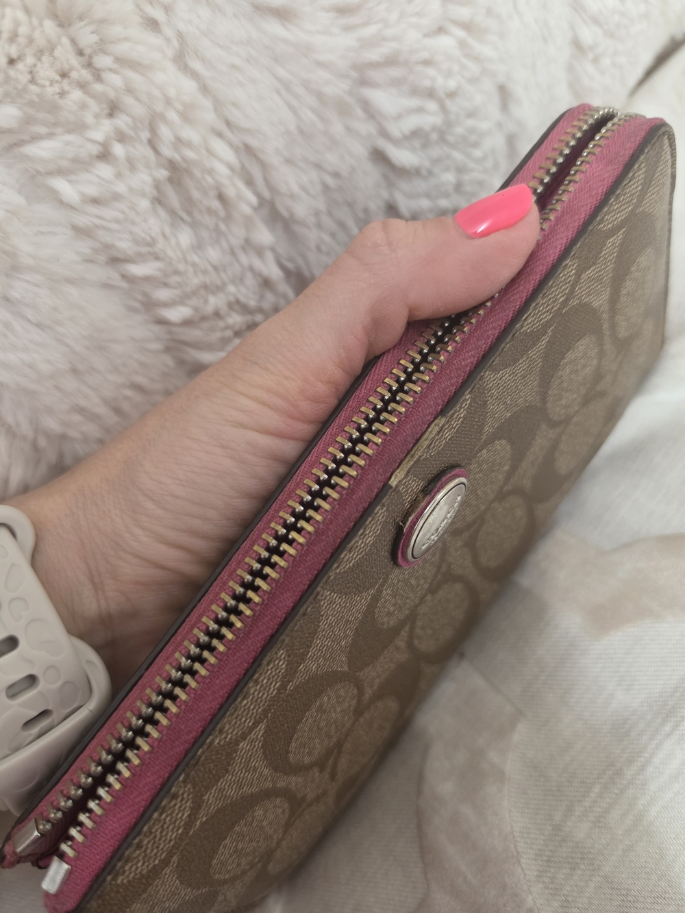 Coach Signature Zip Wallet in Brown with Pink Trim - Picture 5 of 8